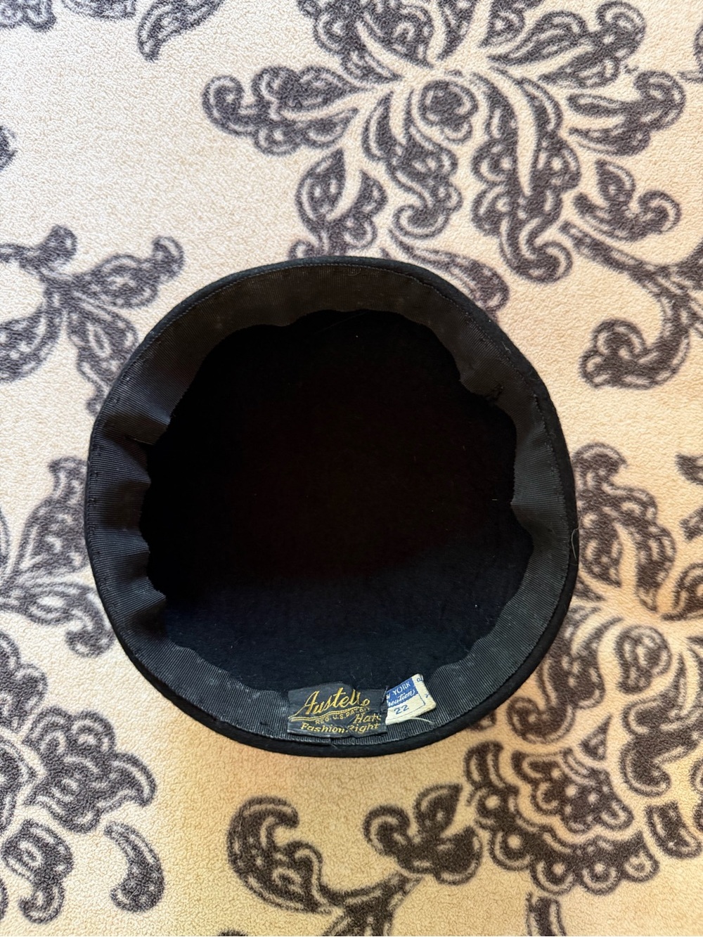 Classic Black Wool Brimless Hat - Picture 2 of 4